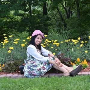 Meet your Posher, Akoni